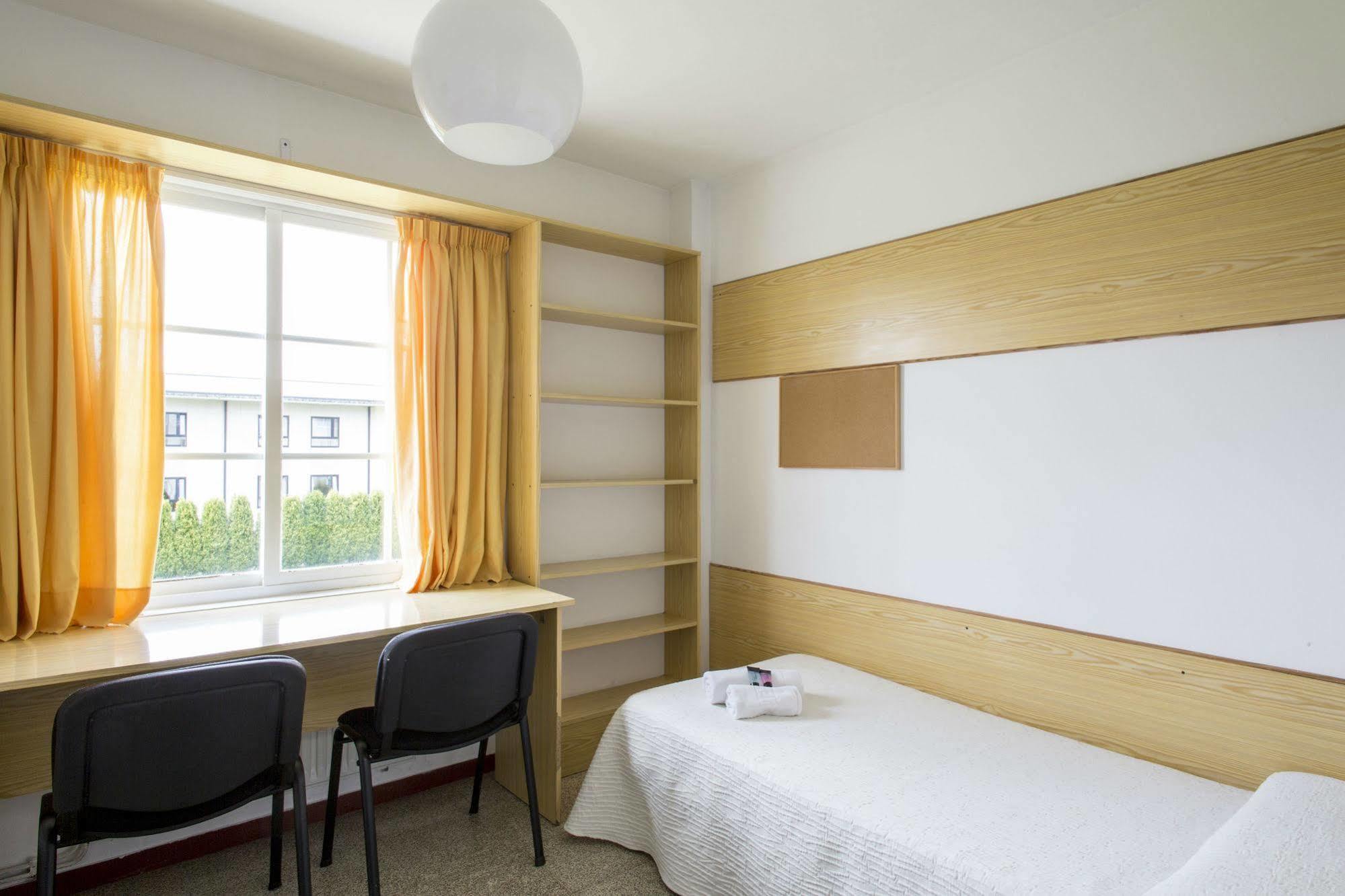 Residencia Universitaria Resa Siglo Xxi Appartement Culleredo